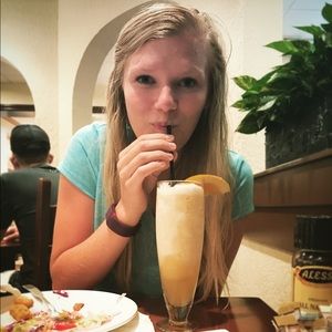 Meet your Posher, Mackenzie